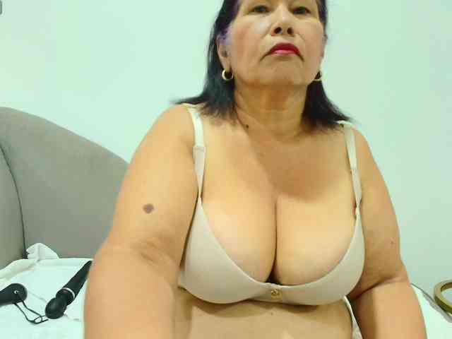 girl-amada webcam
