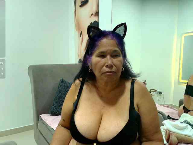 girl-amada webcam
