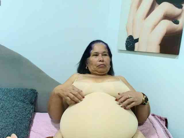 girl-amada webcam