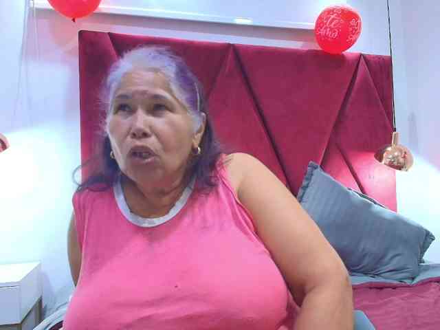 girl-amada webcam