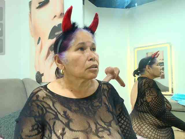 girl-amada webcam