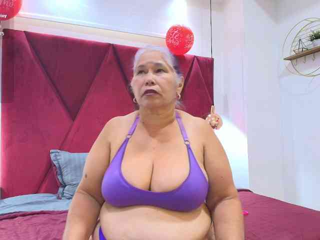 girl-amada webcam