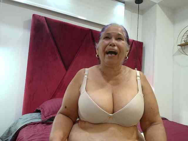 girl-amada webcam