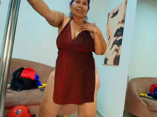 Modèle: girl-amada