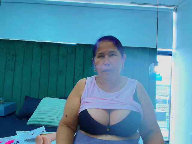 girl-amada girl-amada
