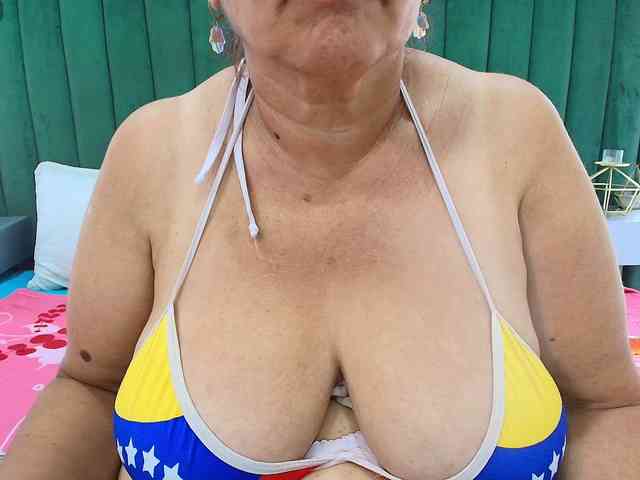 girl-amada webcam