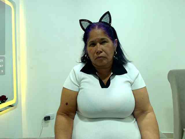 girl-amada webcam