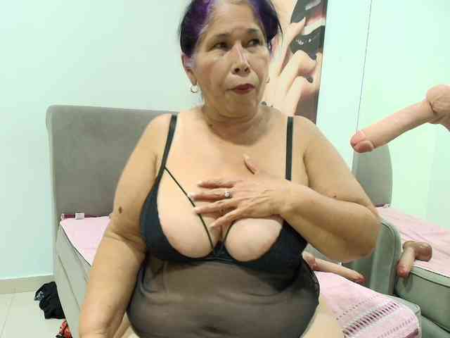 girl-amada webcam