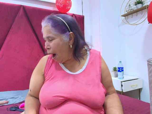 girl-amada webcam
