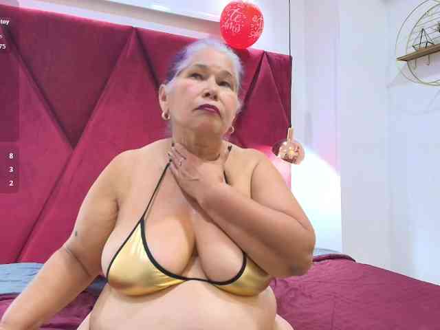 girl-amada webcam