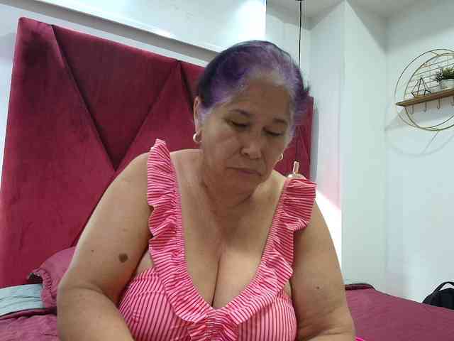 girl-amada webcam