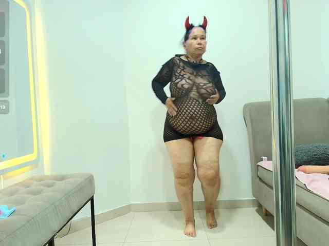 girl-amada webcam