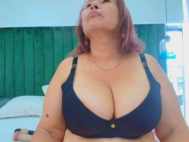 girl-amada girl-amada