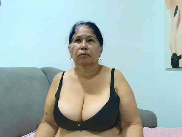 girl-amada webcam