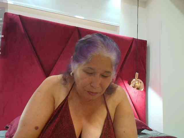 girl-amada webcam