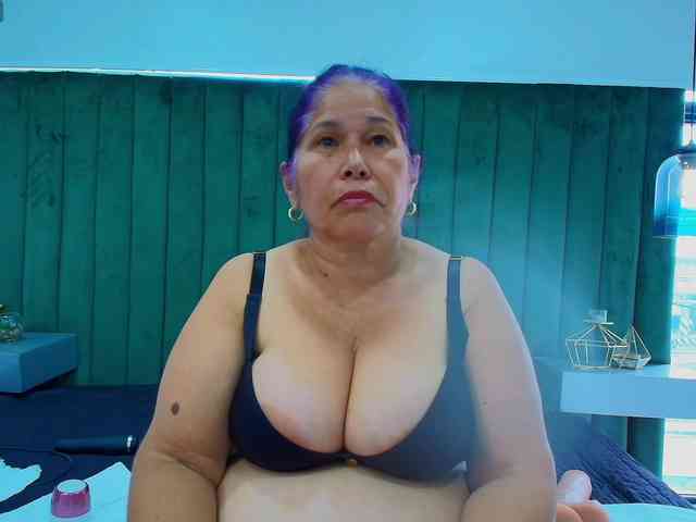 girl-amada webcam
