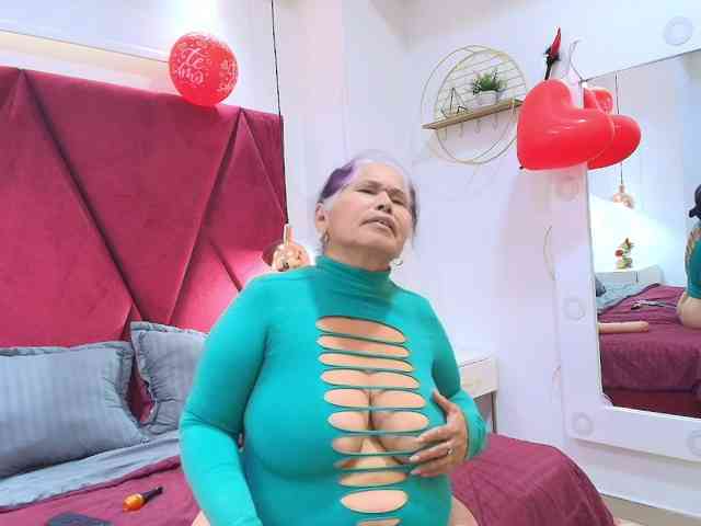 girl-amada webcam
