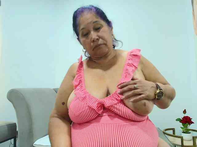 girl-amada webcam