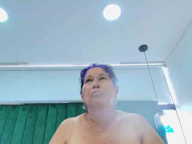 girl-amada webcam