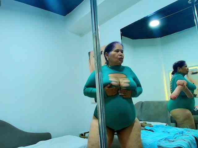 Modèle: girl-amada