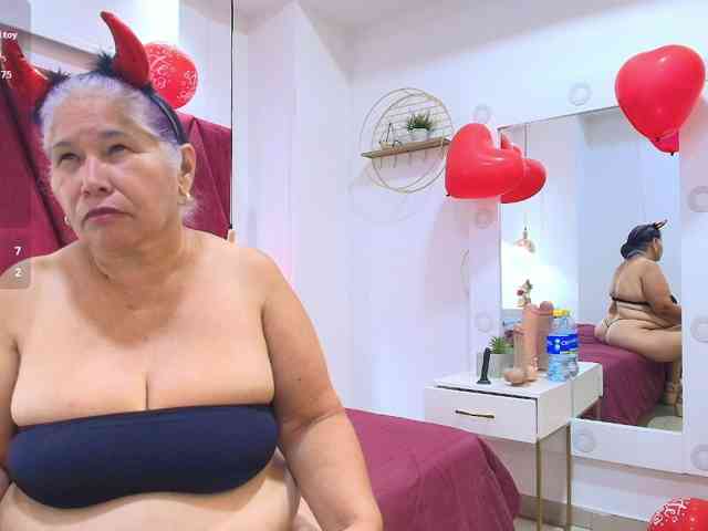 girl-amada webcam