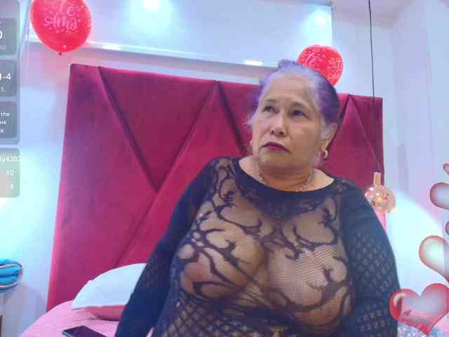 girl-amada webcam
