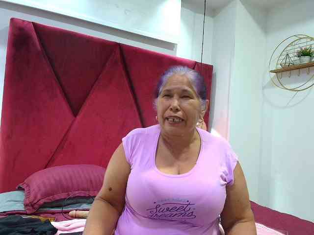 girl-amada webcam