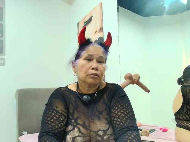 girl-amada webcam