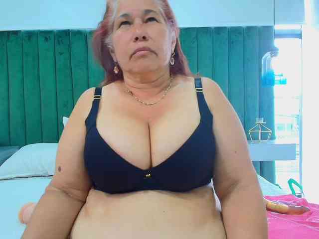 girl-amada webcam