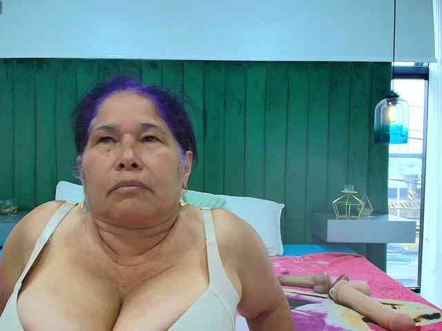 girl-amada webcam