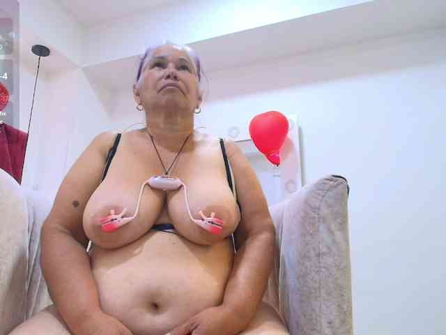 girl-amada webcam