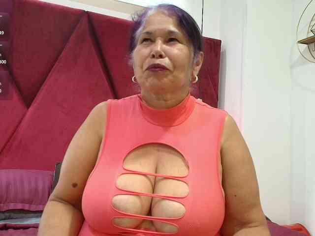 girl-amada webcam