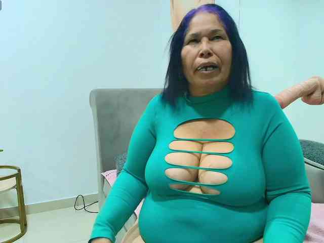 girl-amada webcam