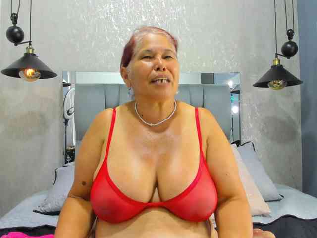 girl-amada webcam