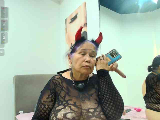 girl-amada webcam