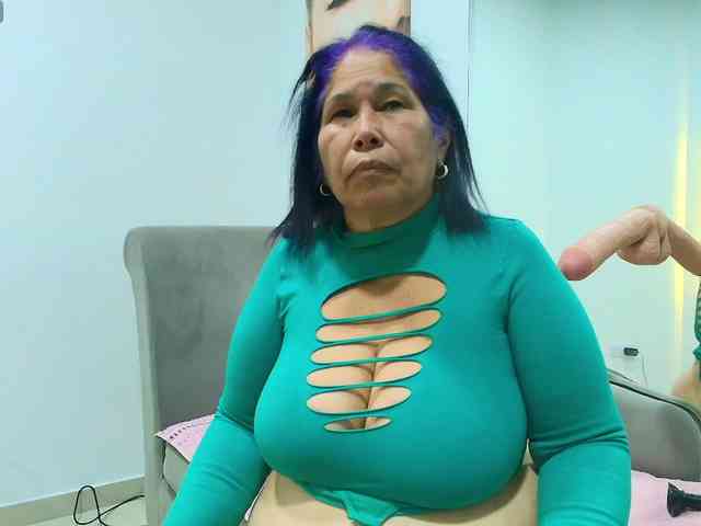Modèle: girl-amada