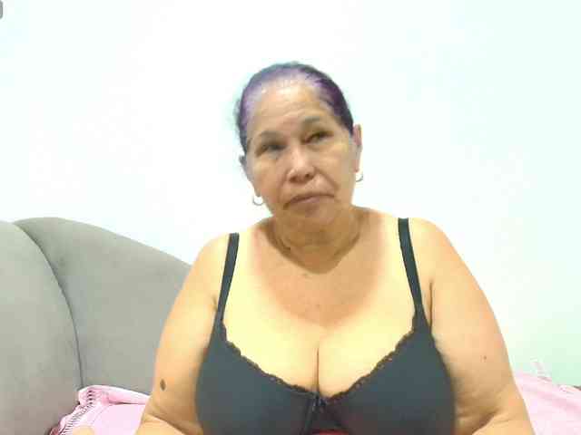 girl-amada girl-amada