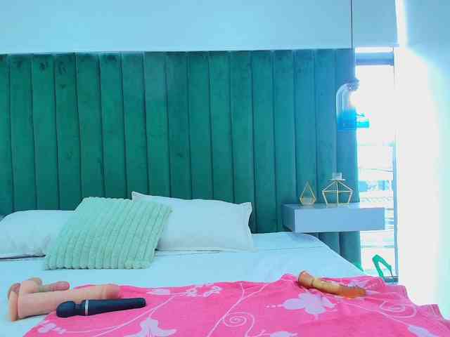 girl-amada webcam