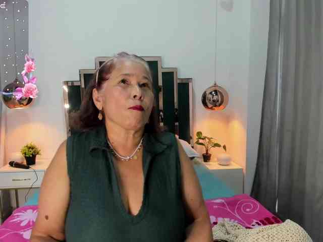 girl-amada webcam