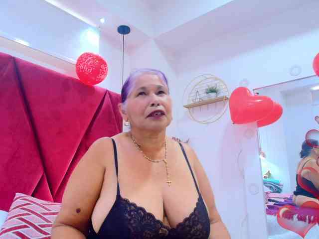 girl-amada webcam