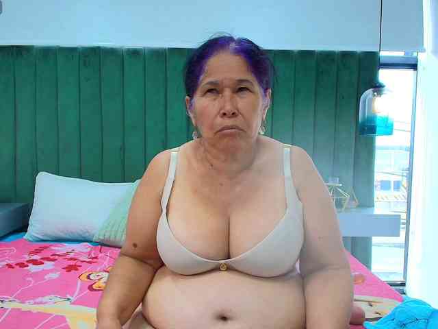 girl-amada webcam