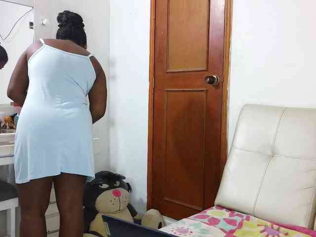 karen_milf webcam