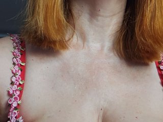 Pink-Lips Porn Show