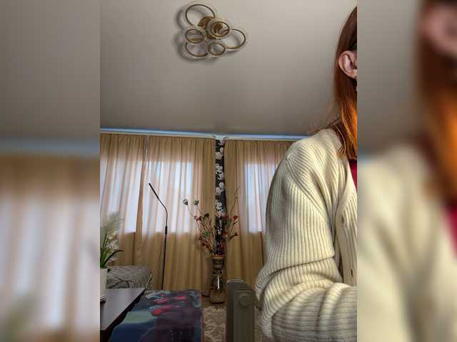 Pink-Lips live cam