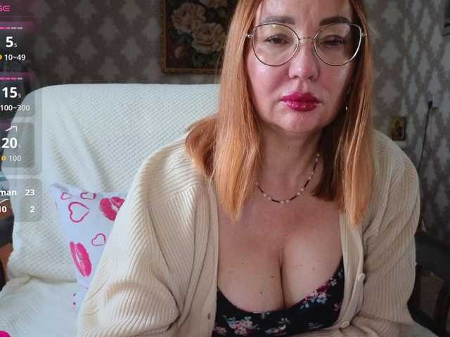 Pink-Lips live webcam show