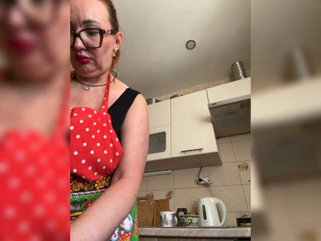 Pink-Lips live cam on BongaCams