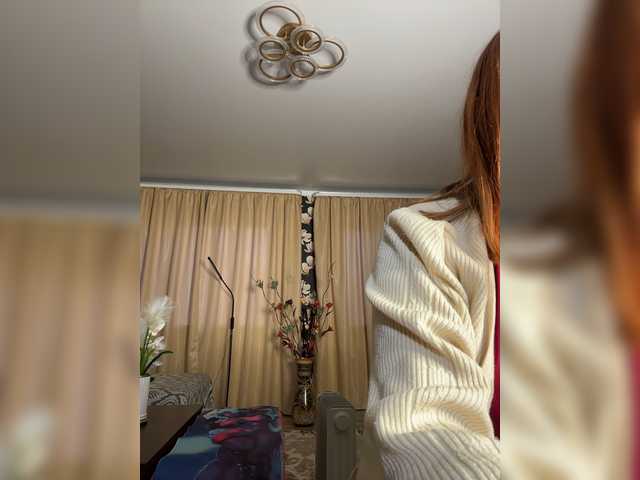 Pink-Lips live cam