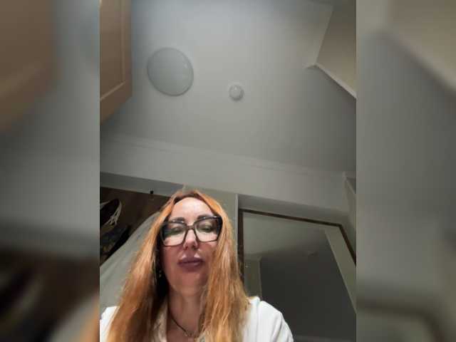 Pink-Lips live cam on BongaCams