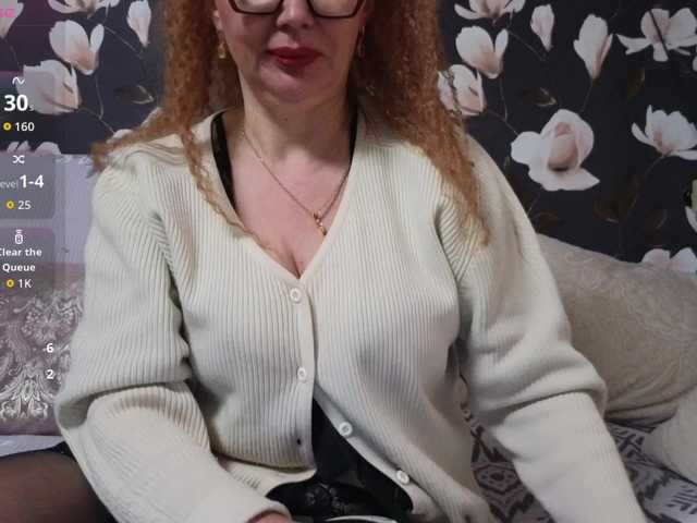 Pink-Lips live cam