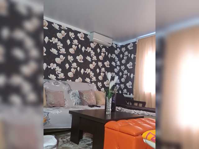 Pink-Lips live cam on BongaCams